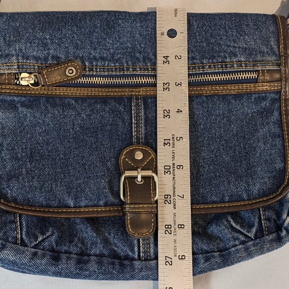 Beautiful boho denim bag with faux leather trim! Excellent used condition! - Picture 12 of 15